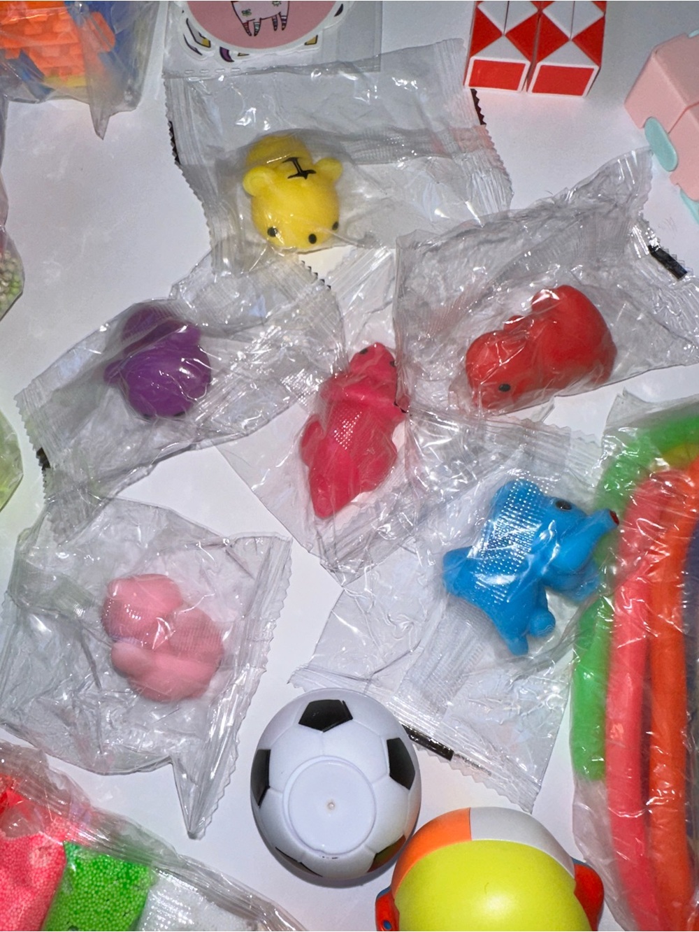 Assorted Rainbow Kids Fidget & Building Toy Set - Multi-Color - Picture 13 of 16